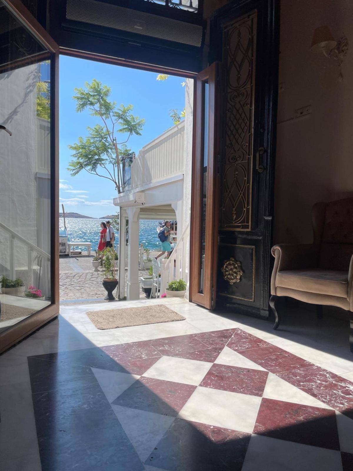 Hotel Karacam フォチャ エクステリア 写真